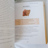 The Crystal Bible Volume 2 : Featuring over 200 additional healing Stones