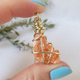 Orchid Calcite Necklace - Gold